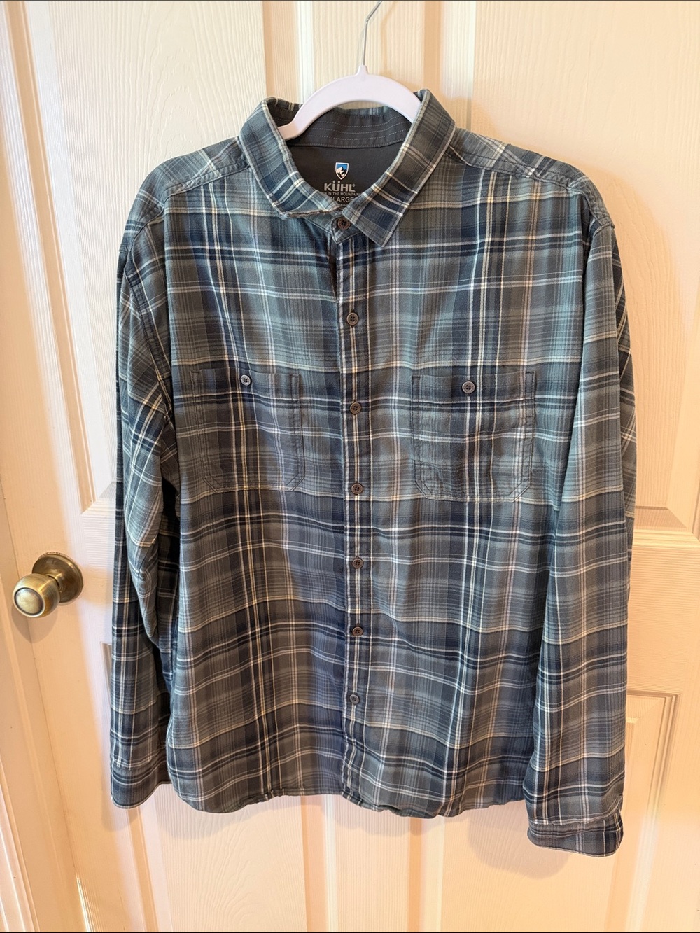 KUHL Men's Blue Plaid Button-Up Shirt Sz XL.